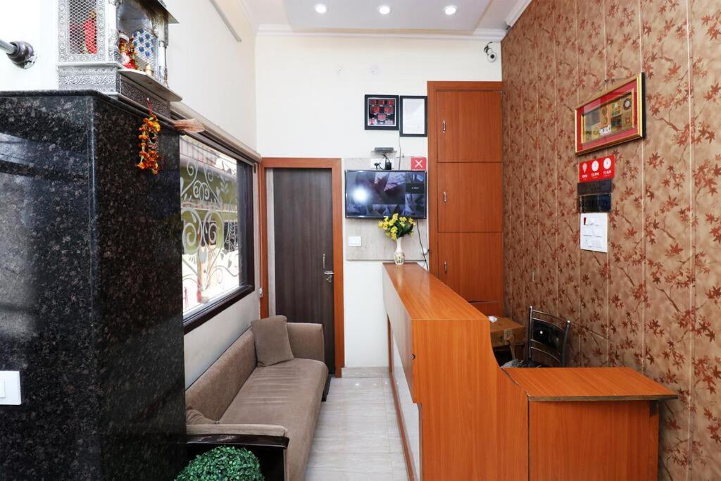 Hotel Blue Star Varanasi Dış mekan fotoğraf