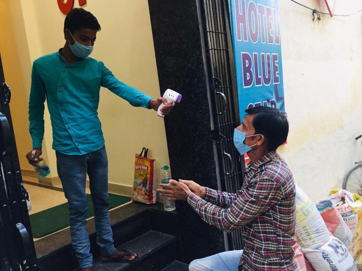Hotel Blue Star Varanasi Dış mekan fotoğraf