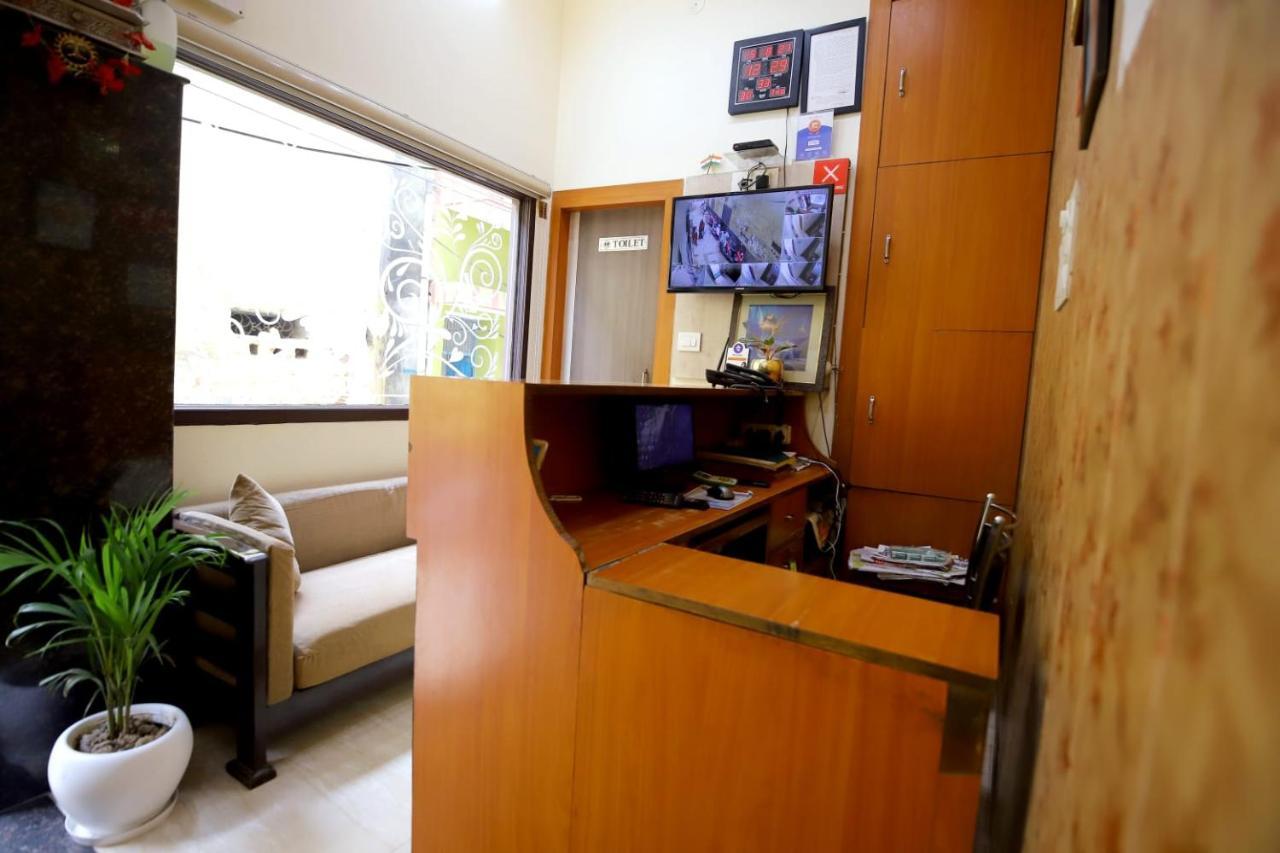 Hotel Blue Star Varanasi Dış mekan fotoğraf